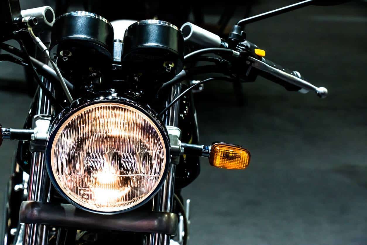 phare LED moto