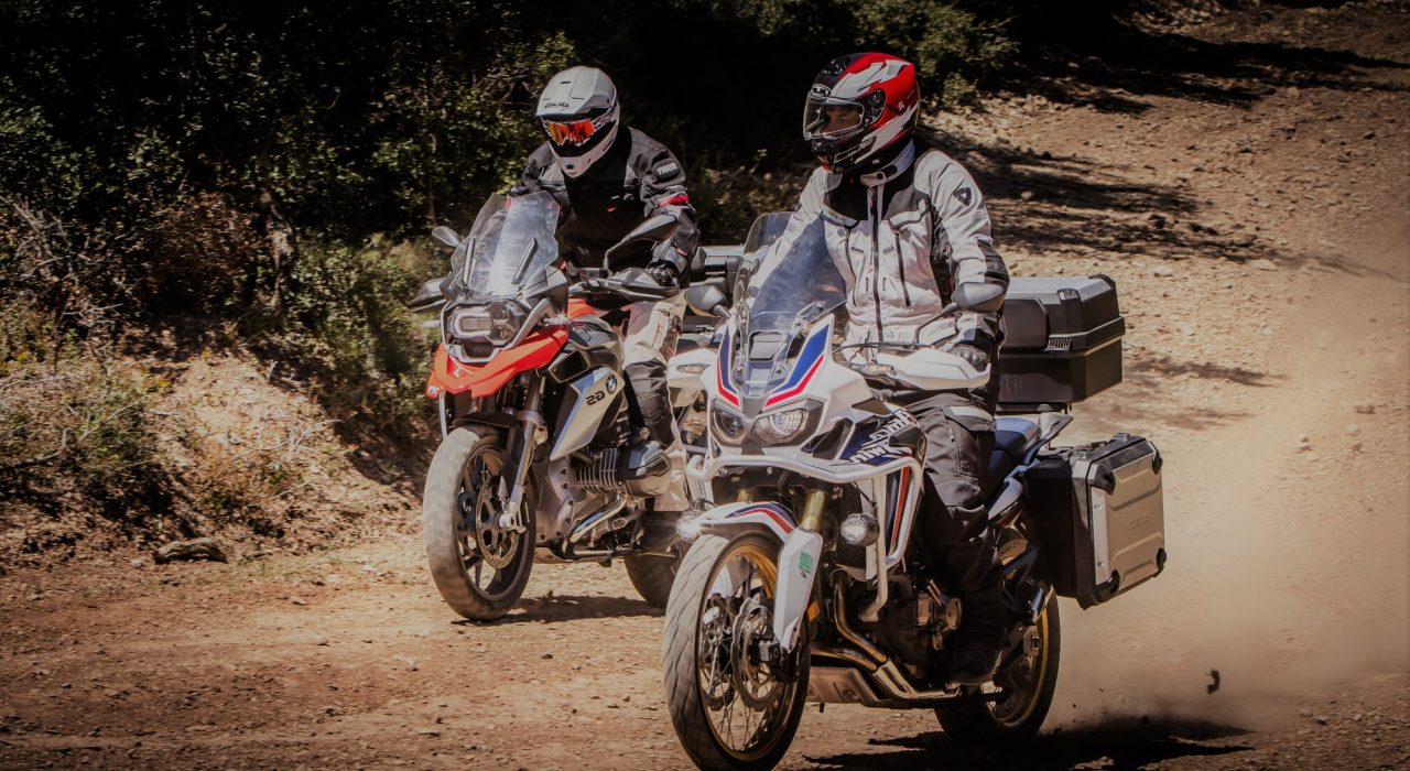 debout moto trail