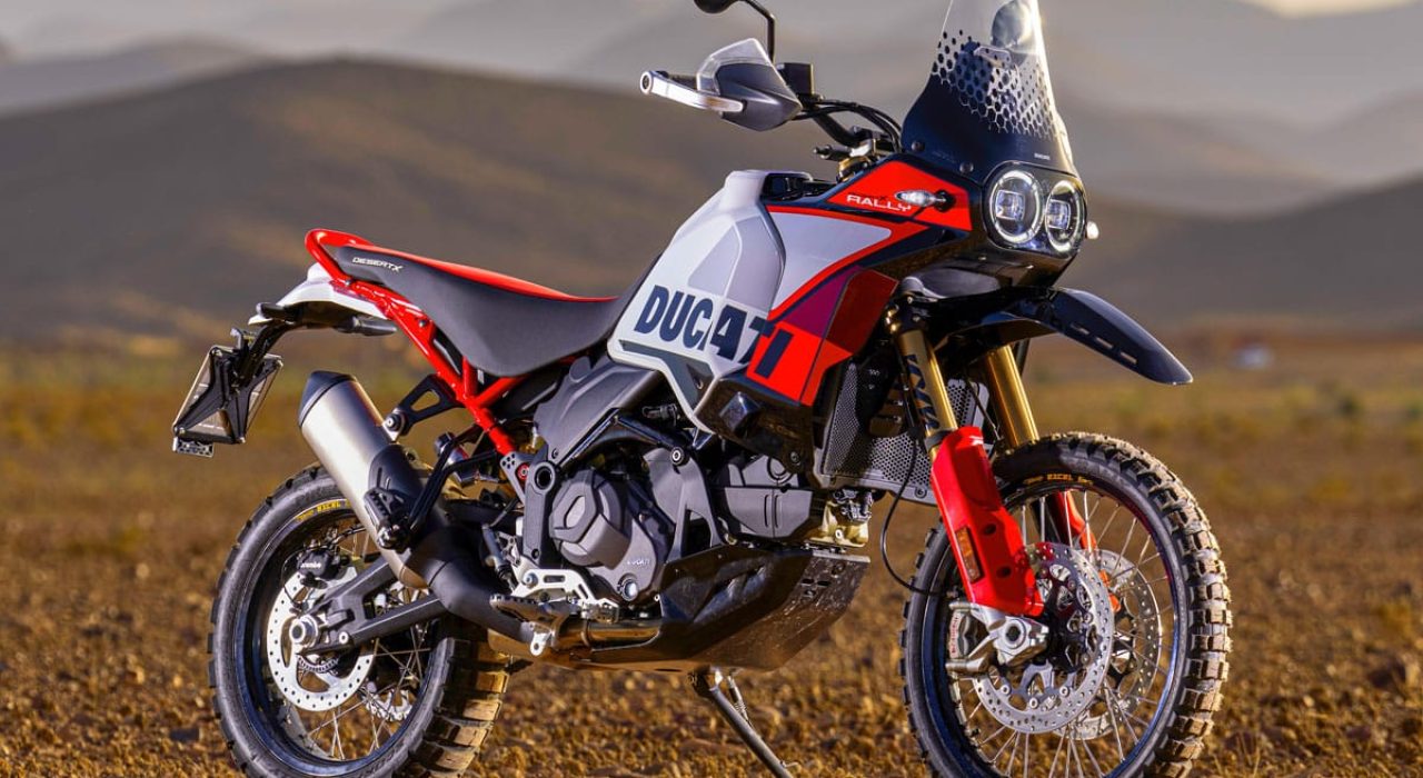 trail ducati desertx rally statique hd